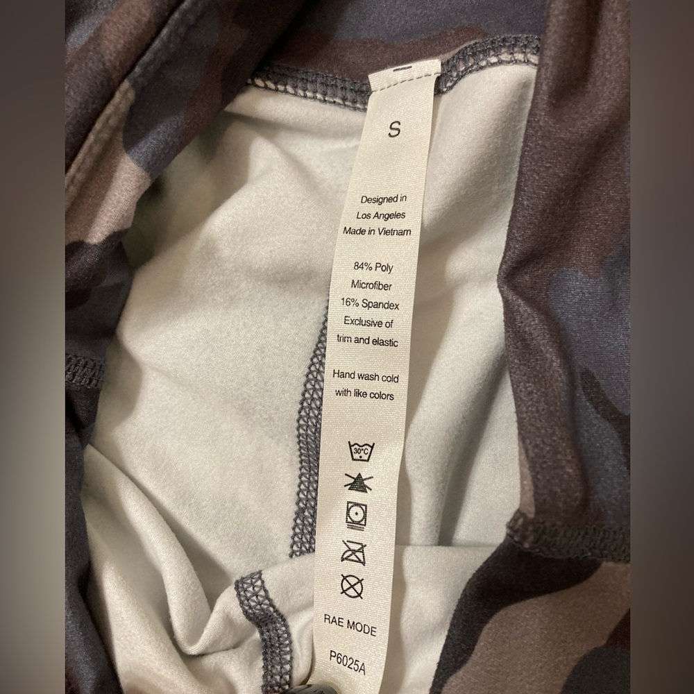 RAE MODE | Women’s Bundle Of Two Pairs Active Leggings - Picture 3 of 8